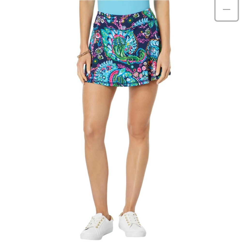 Lilly Pulitzer UPF 50+ Luxletic Meryl Nylon Aila Skort
SKU 9254755💕☀️💕